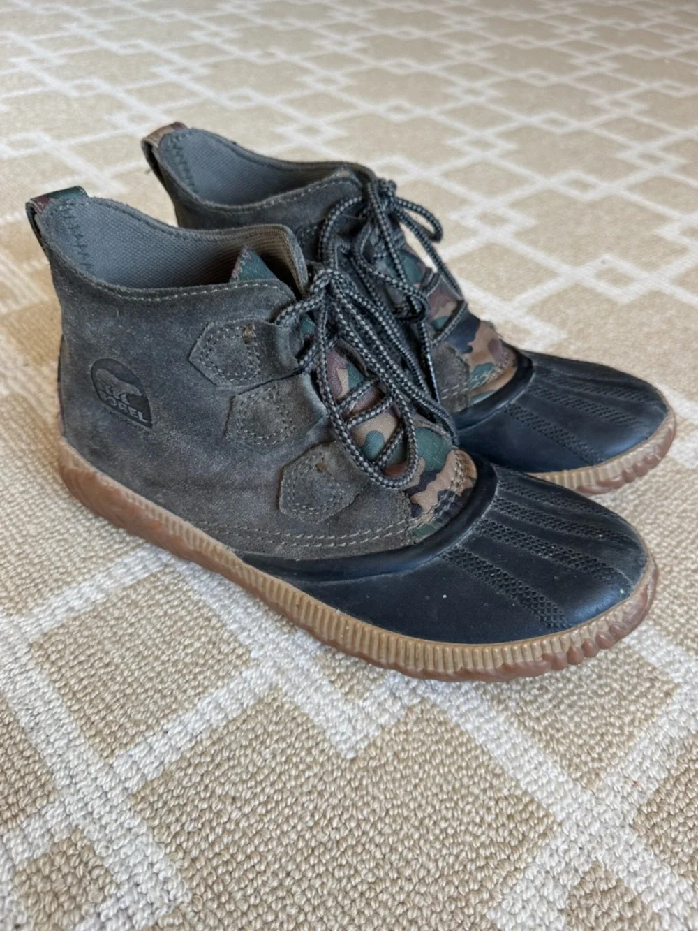 Sorel Out N About Duck Boots Waterproof Rain Shoes Suede Brown Camo Size 7
